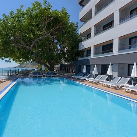 Floria Отель 4*