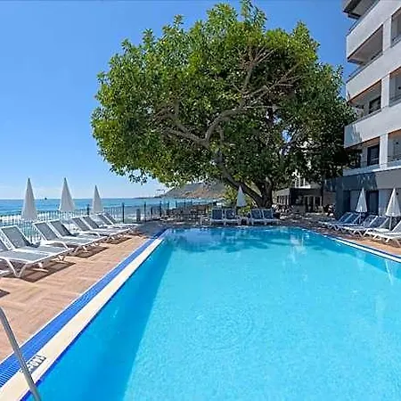 Floria Hotel